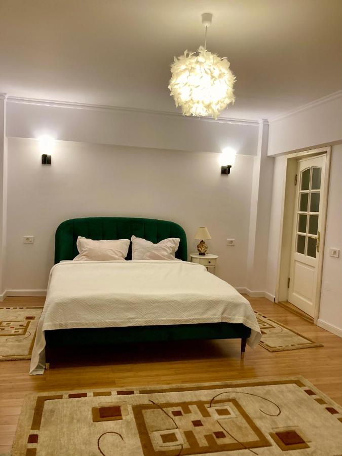 Chira Chiralina Classic Apartment Brăila Exterior foto